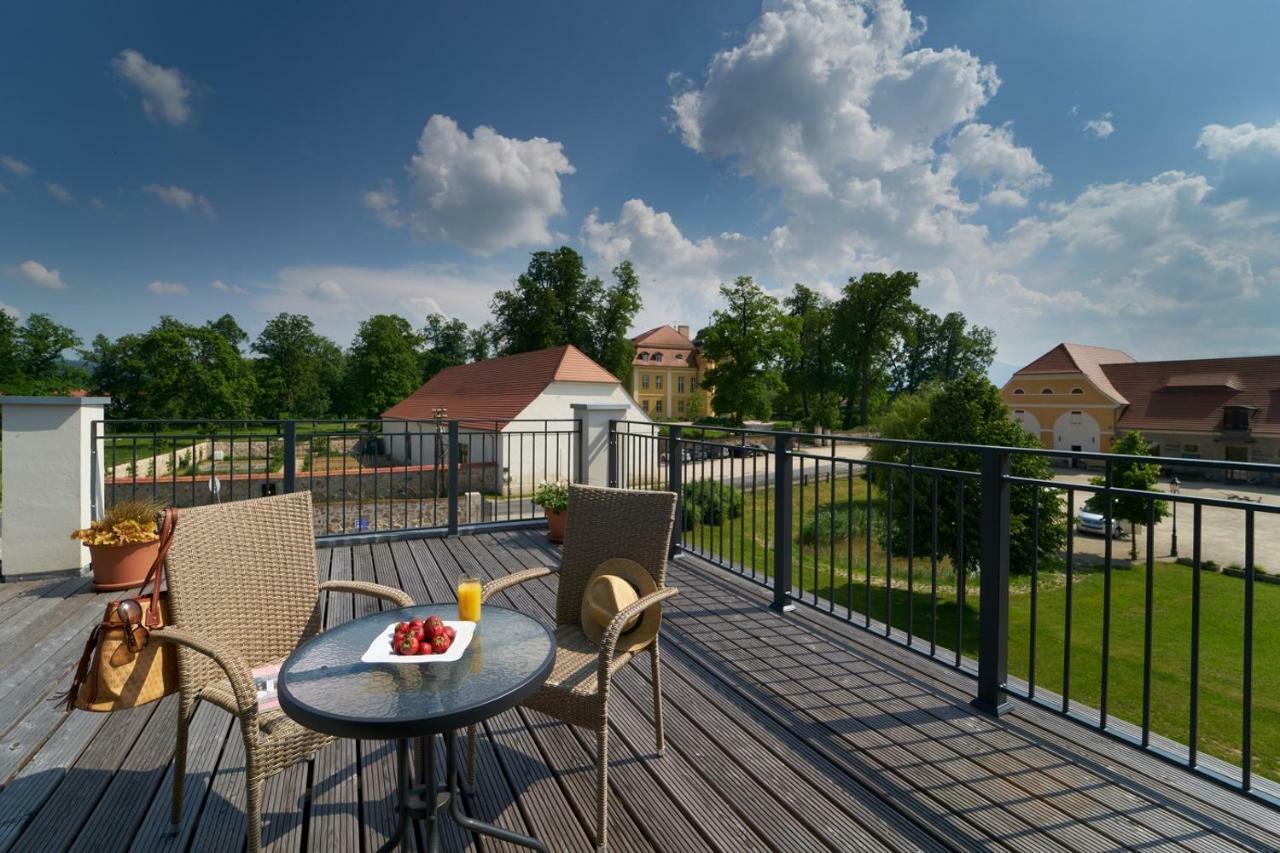 Palac Lomnica - Karkonosze / Riesengebirge Jelenia Gora Exterior photo